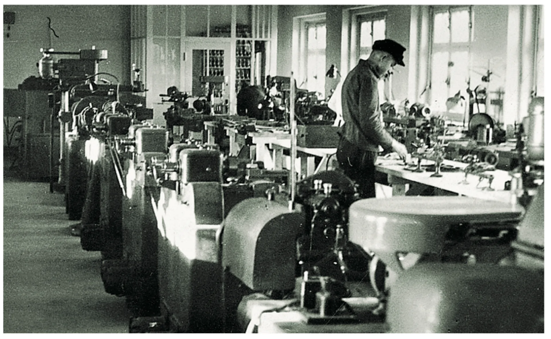 解体前のUROFA工場内部