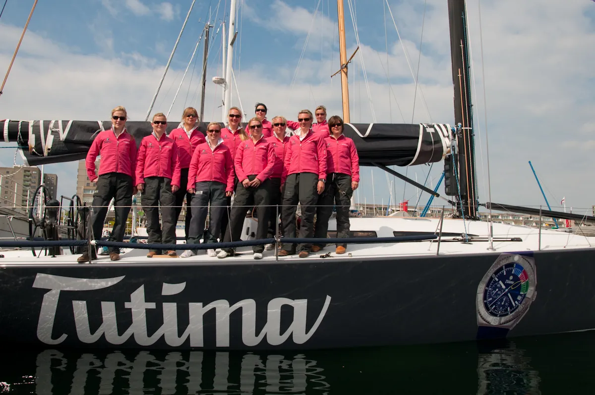 Tutima yacht crew in action