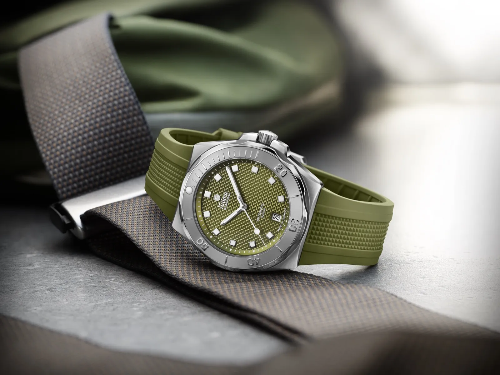 M2 Seven Seas S — Tutima Glashütte