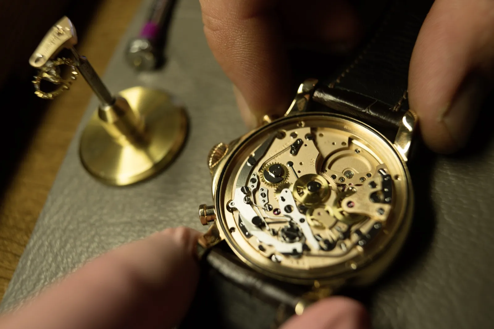 Cal. T659 column-wheel mechanism held during final assembly